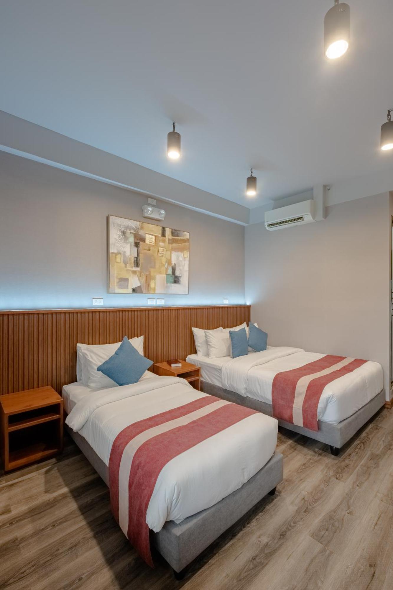 Kekehyu Business Hotel バレンシア エクステリア 写真
